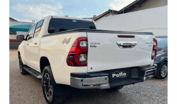 Toyota Hilux  2.8 SRX 4X4 full