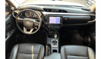 Toyota Hilux  2.8 SRX 4X4 full