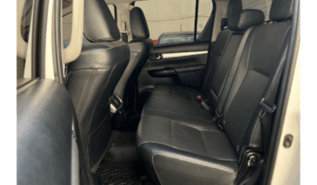 Toyota Hilux  2.8 SRX 4X4 full