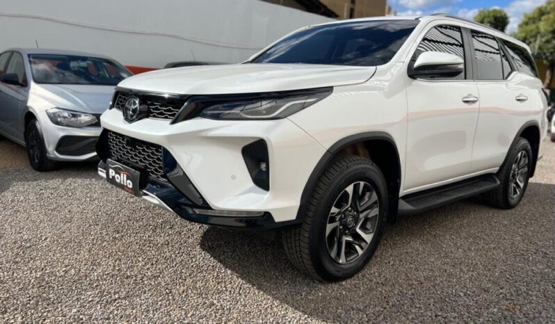 Toyota Hilux SW4  2.8 SRX 4X4 full