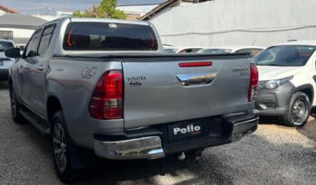 Toyota Hilux  2.8 SRX full
