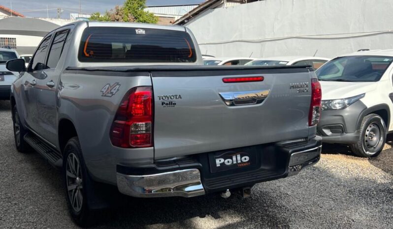 Toyota Hilux  2.8 SRX full